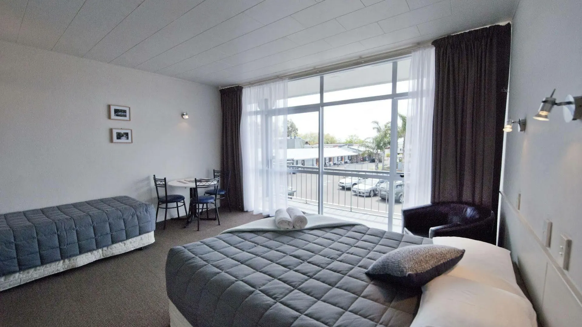 **** מוטל רוטורואה Aura Accommodation ניו זילנד